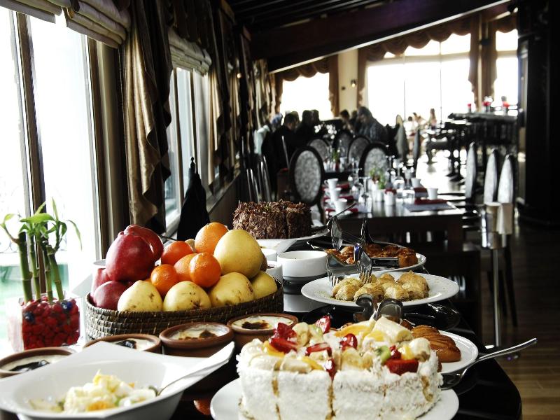 Hotel Monec image