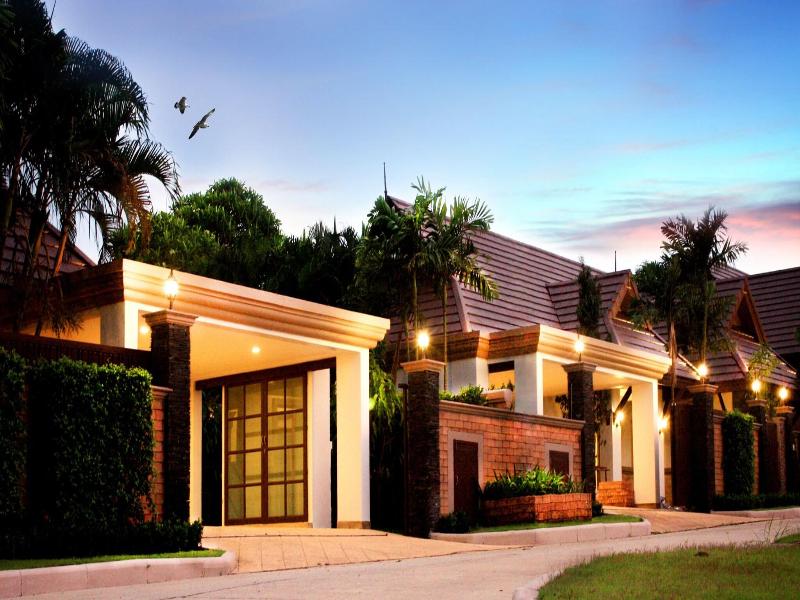 Ozone Villa image