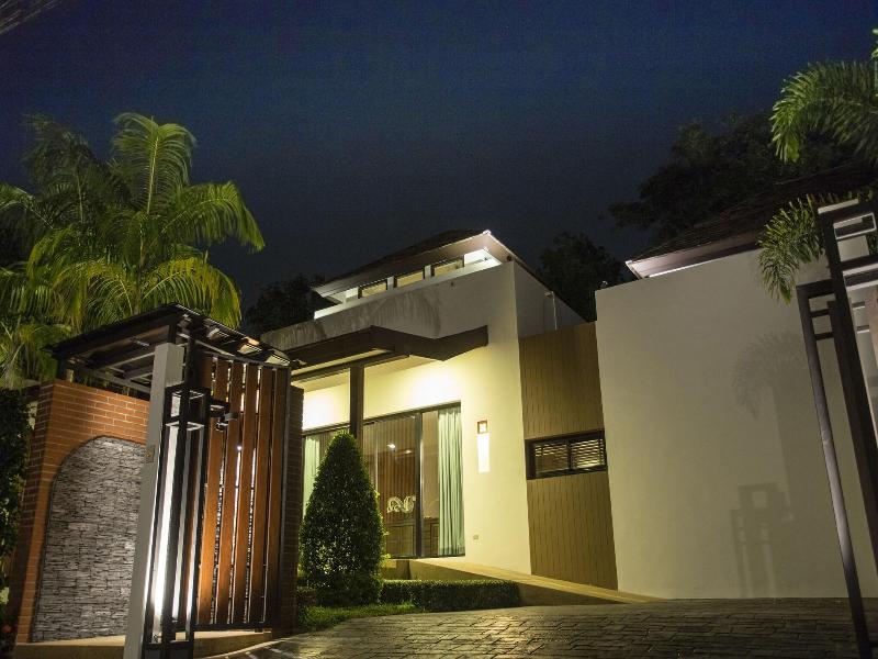 Ozone Villa image
