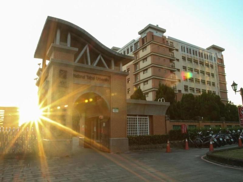 Bear Hotel image