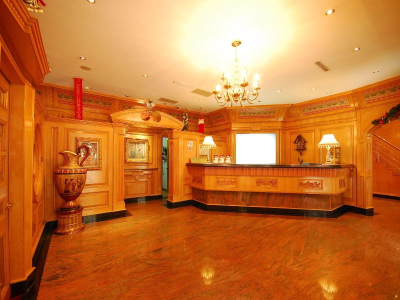 Karo Hotel image