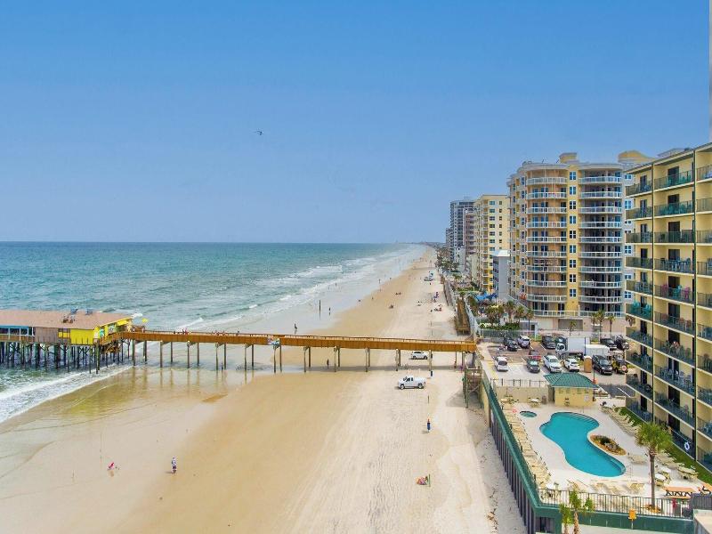 Sunglow Resort 305