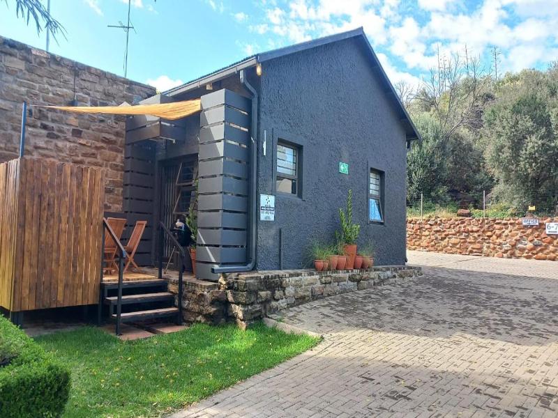A Little Guesthouse image