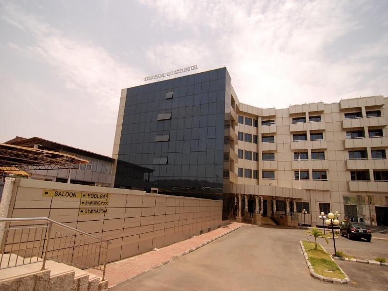 Starview Palace Hotel image
