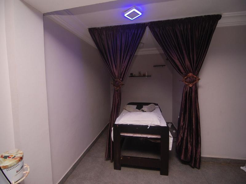 Starview Palace Hotel image
