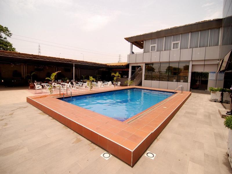 Starview Palace Hotel image