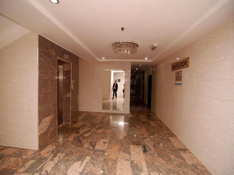 Starview Palace Hotel image
