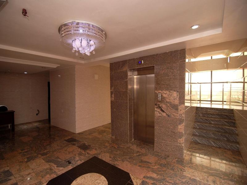 Starview Palace Hotel image