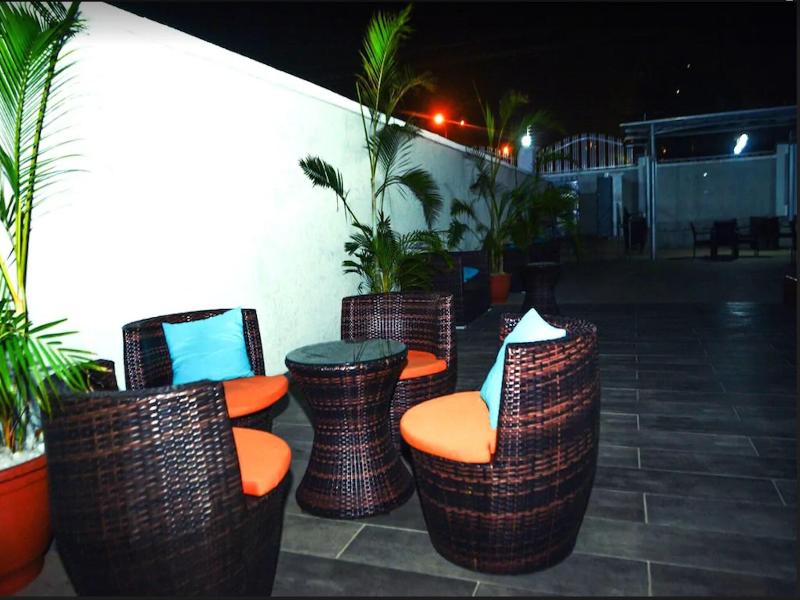 Starview Palace Hotel image