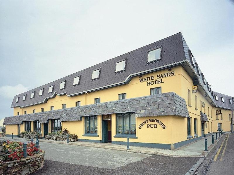 White Sands Hotel image