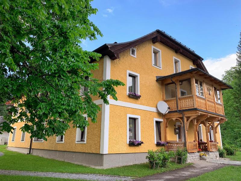 Der Ulmenhof — general view