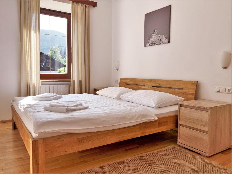 Der Ulmenhof image