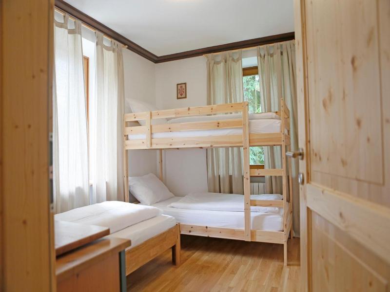 Der Ulmenhof image