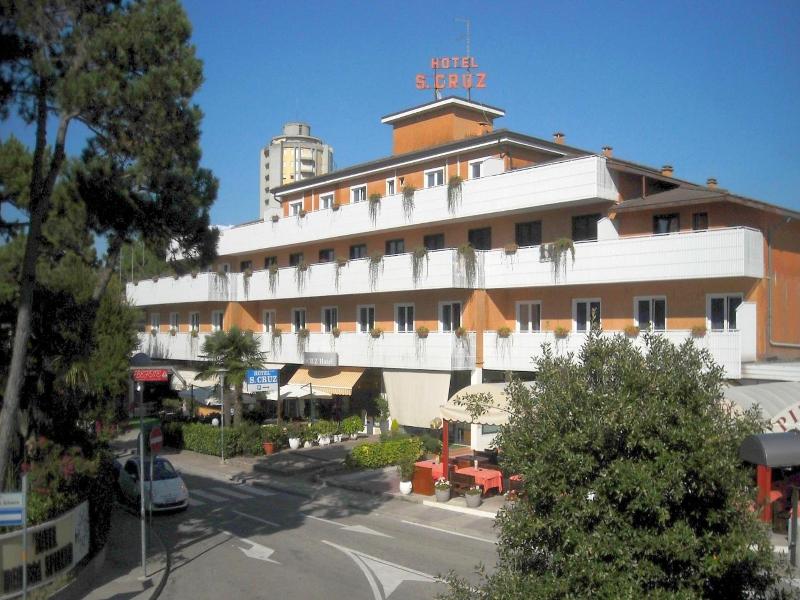 Hotel Santa Cruz image