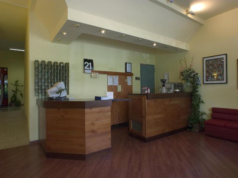 Hotel Santa Cruz image