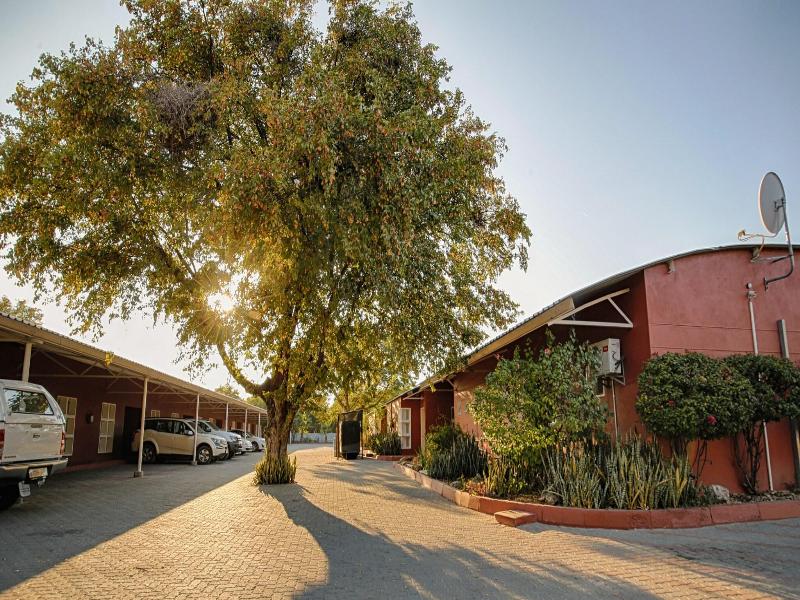 Mokoro Lodge image