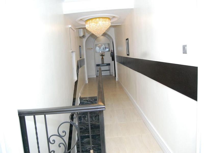The Montrose Hotel image