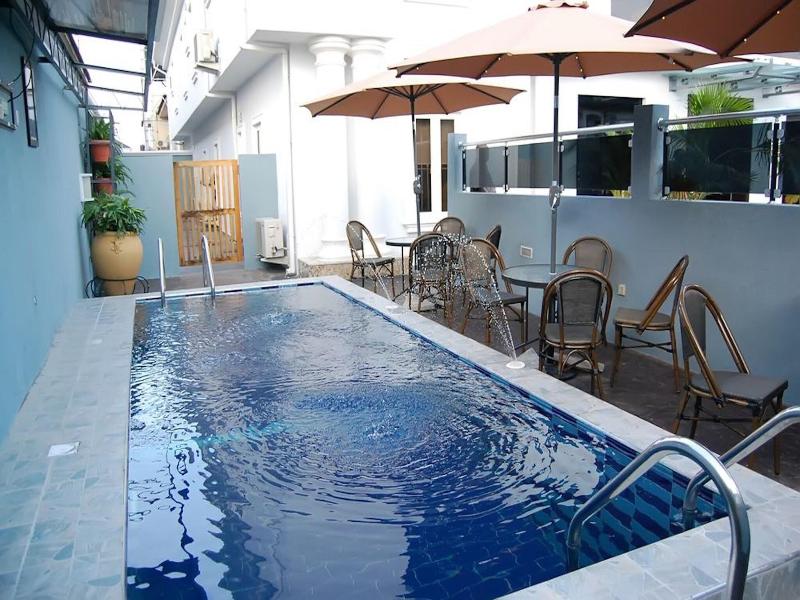 The Montrose Hotel image