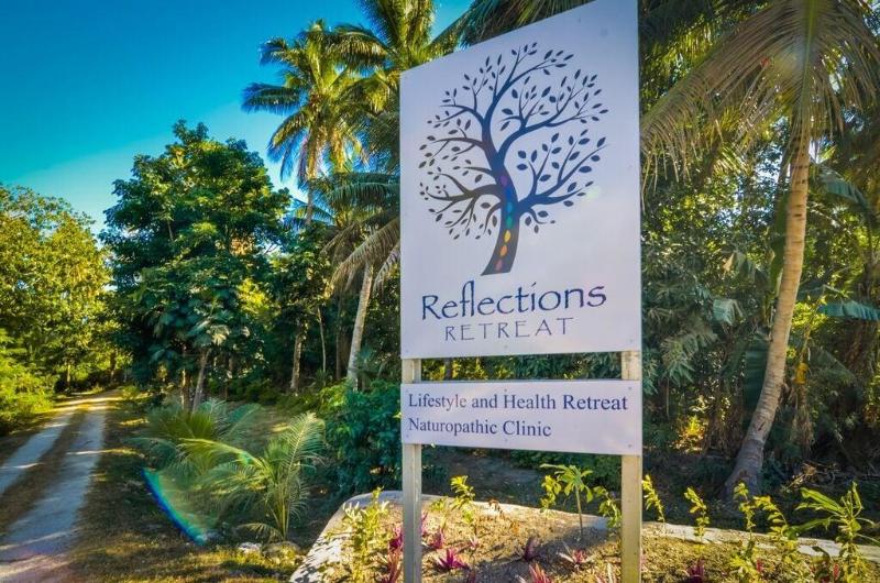 Reflections Retreat Vanuatu image
