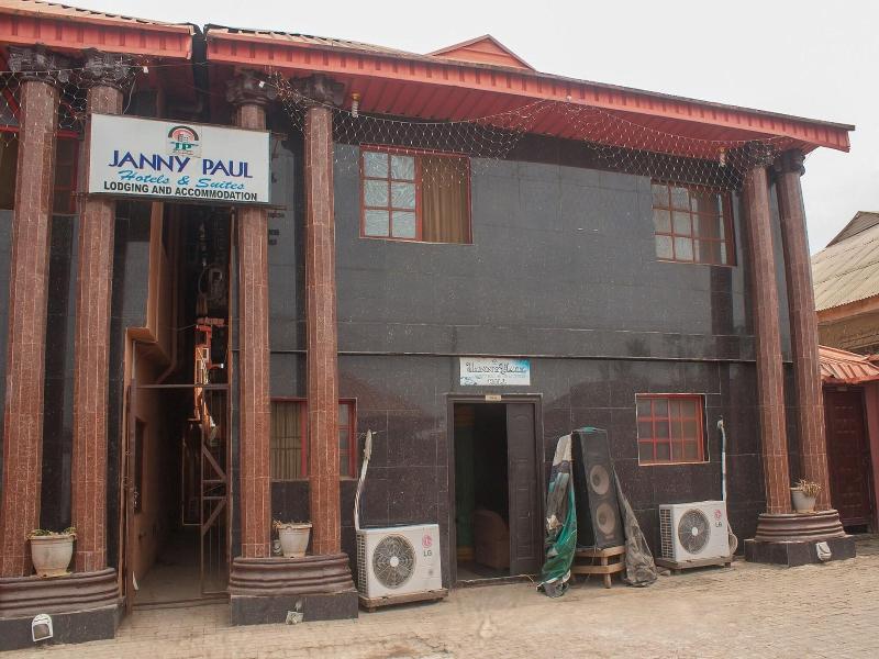 Janny Paul Hotel Suites image