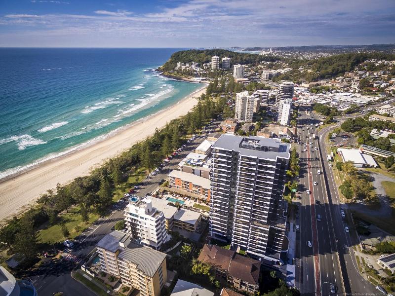 Boardwalk Burleigh Beach image