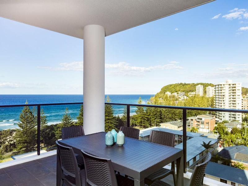 Boardwalk Burleigh Beach image