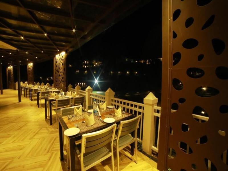 Broad Bean Resort Spa image