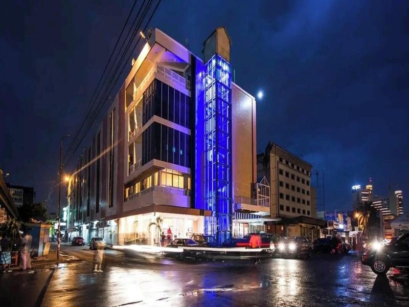 Leon Hotel image