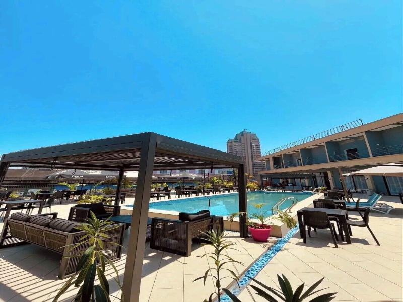 Leon Hotel image