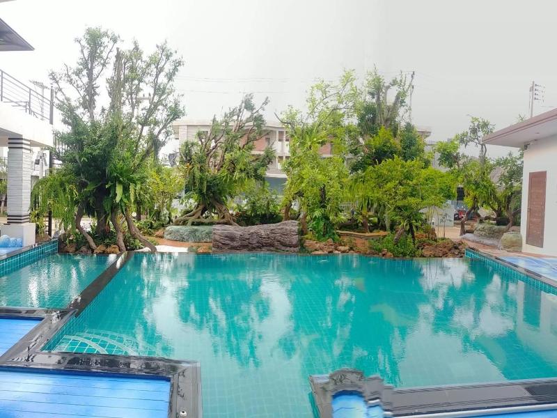 Uthaithani Resort
