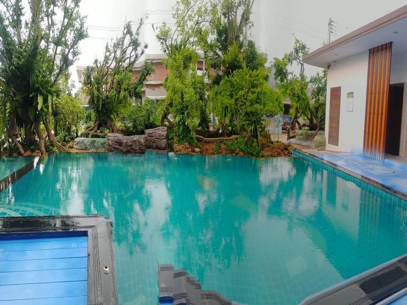 Uthaithani Resort
