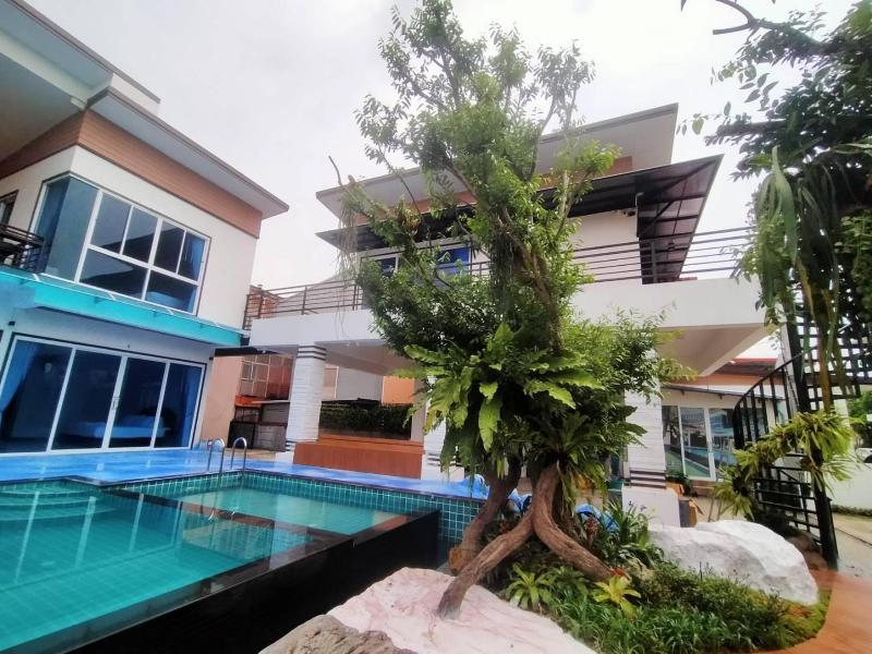 Uthaithani Resort
