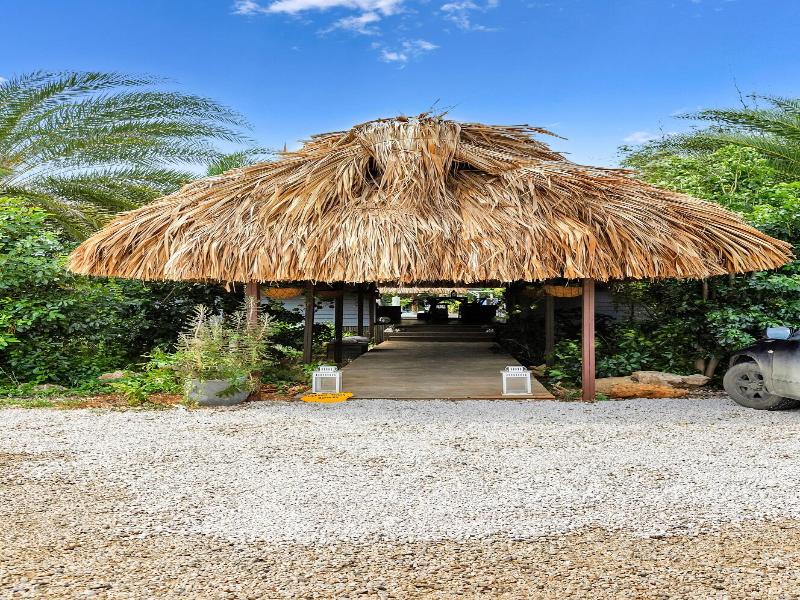 Red Palm Village image