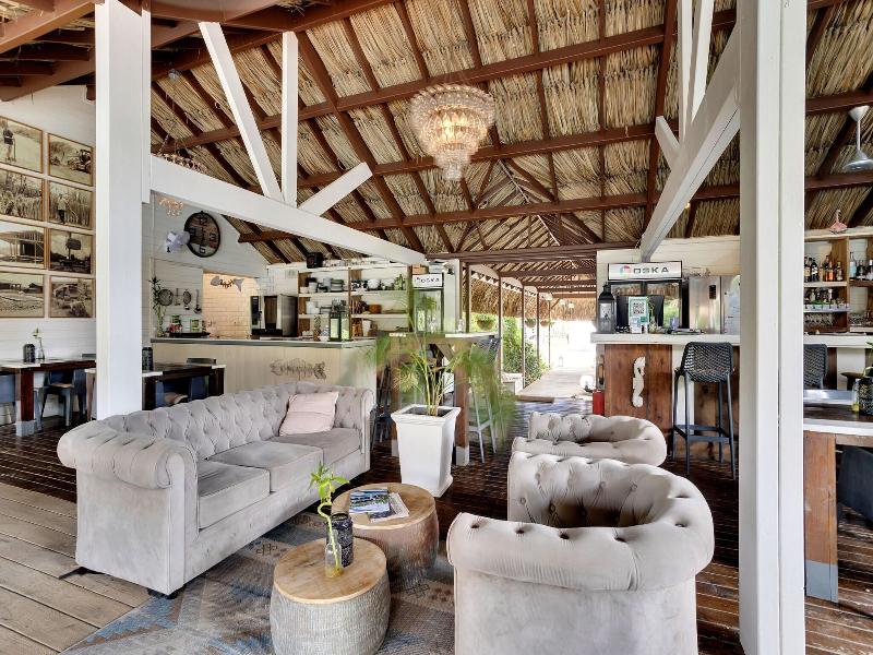 Red Palm Village image