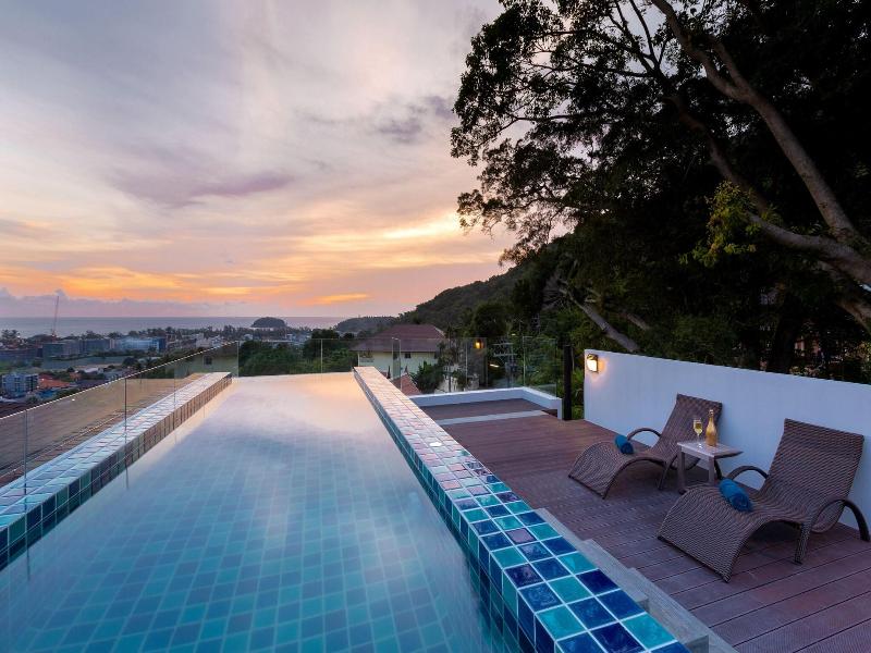 Splendid Sea View Resort image