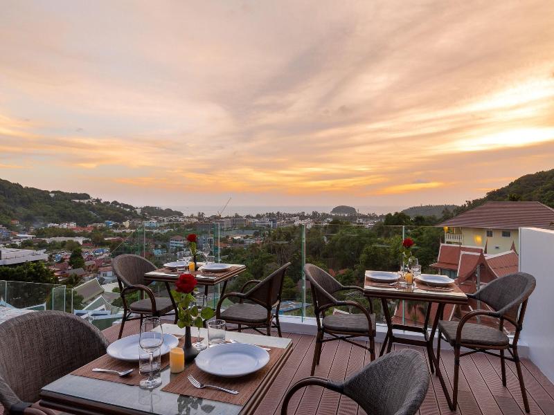 Splendid Sea View Resort image