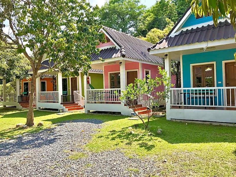 Thiw Tara Resort image