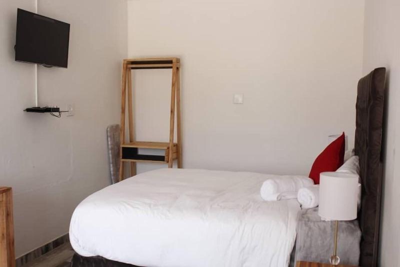 Lawu Le Ngwenya Guest House image