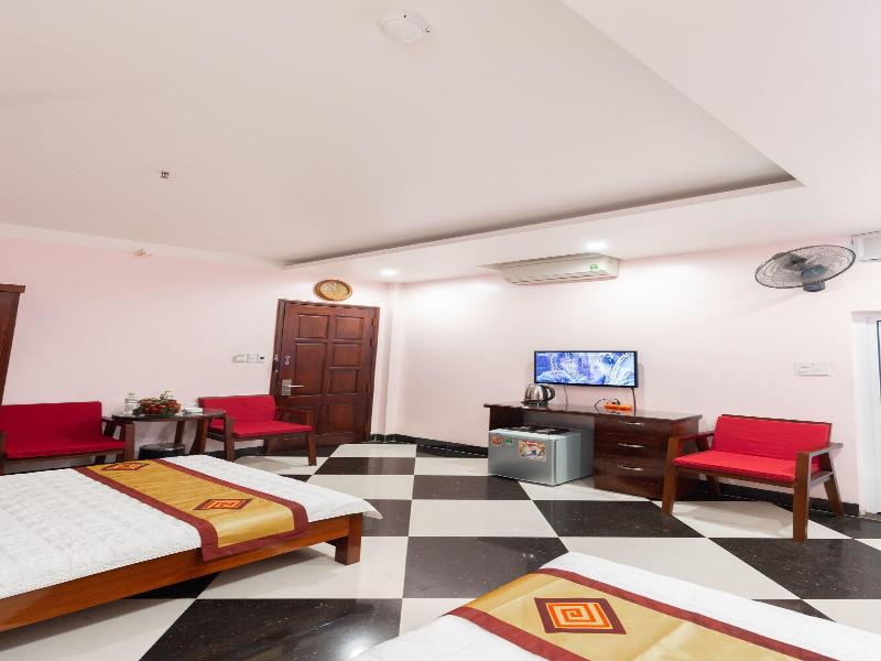 Titanic 2 Hotel image