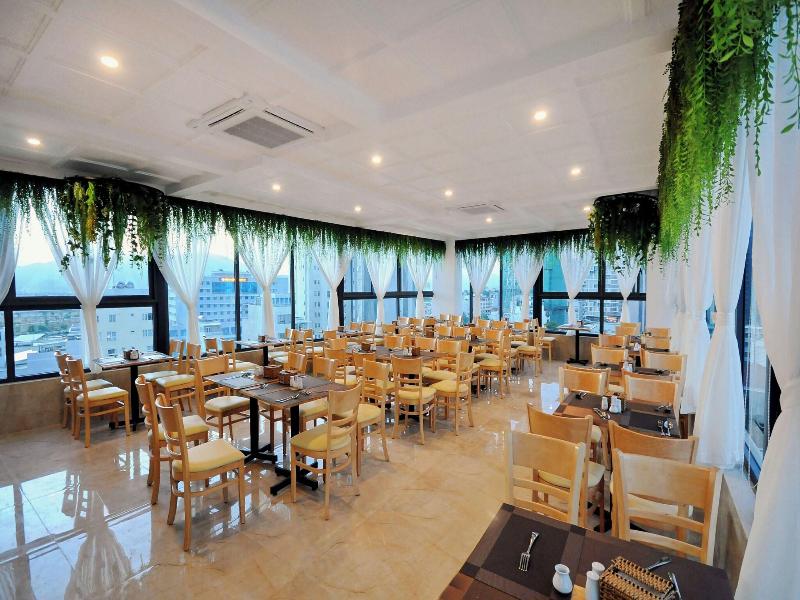 Alpha Bird Nha Trang image