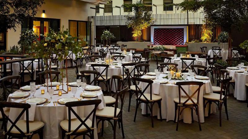 El Capitan Hotel image
