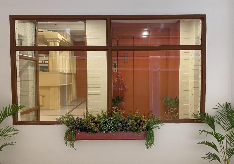Hotel Saluja image