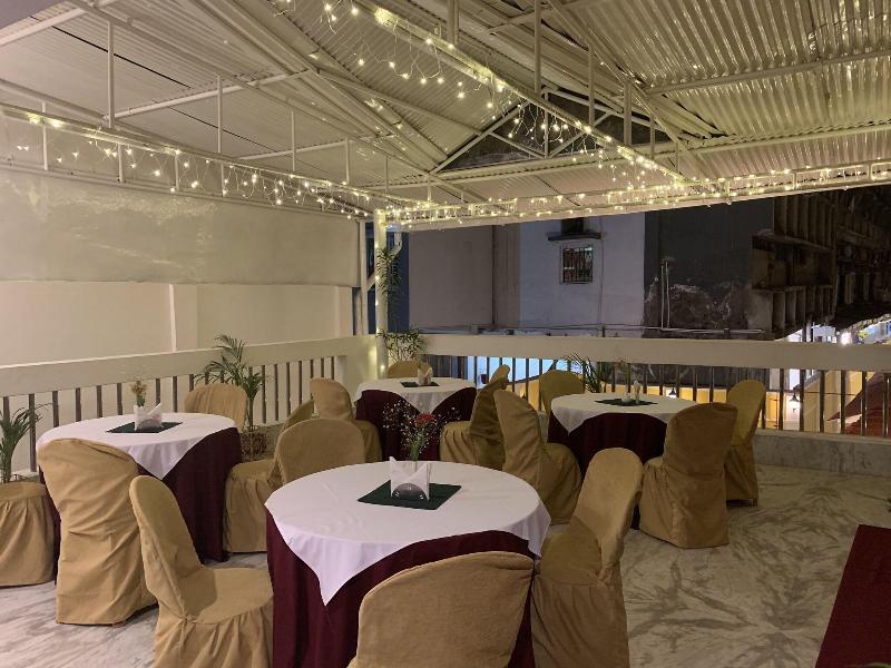 Hotel Saluja image