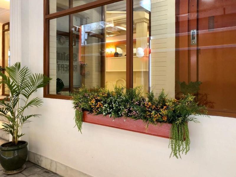 Hotel Saluja image