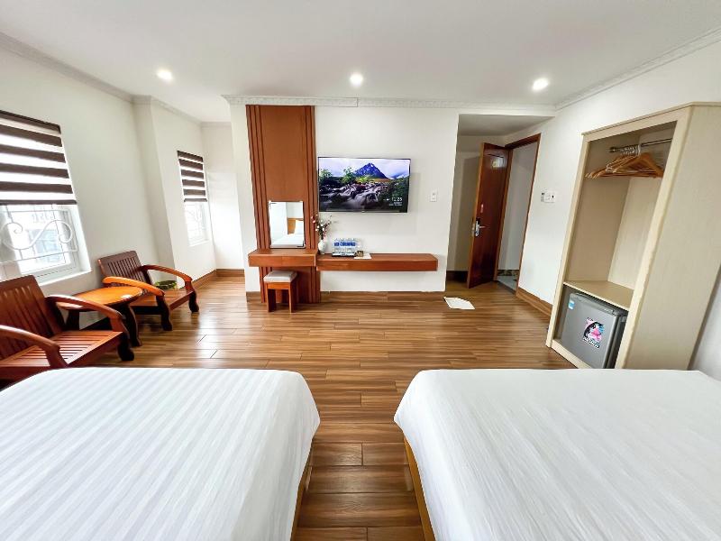 Hata Hotel image