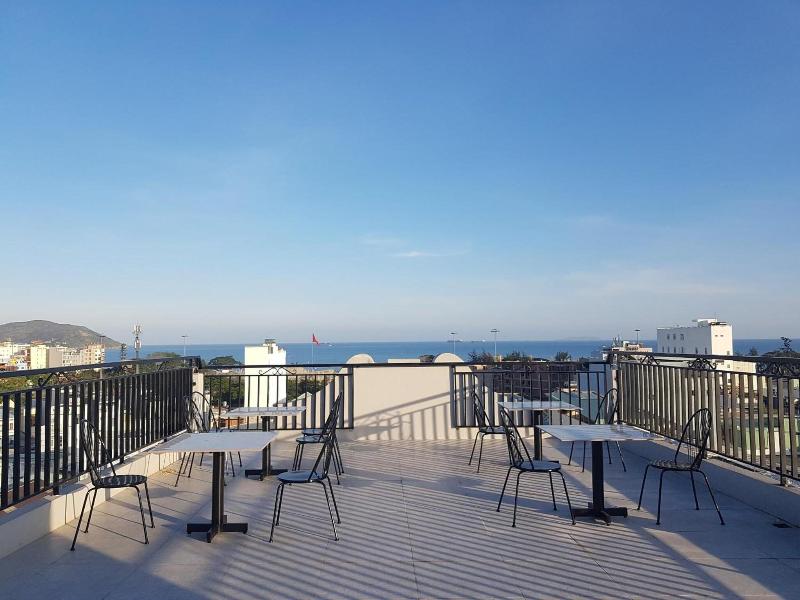 Hata Hotel image