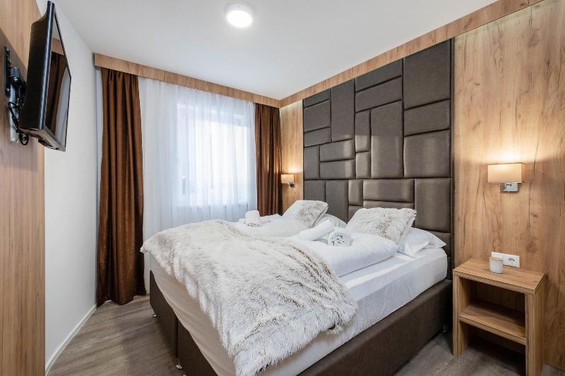 Aparthotel Maiskogelblick image