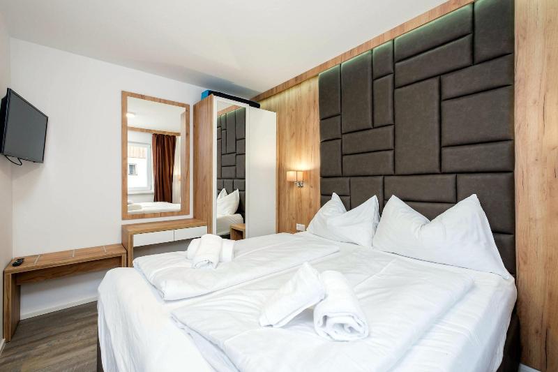 Aparthotel Maiskogelblick image