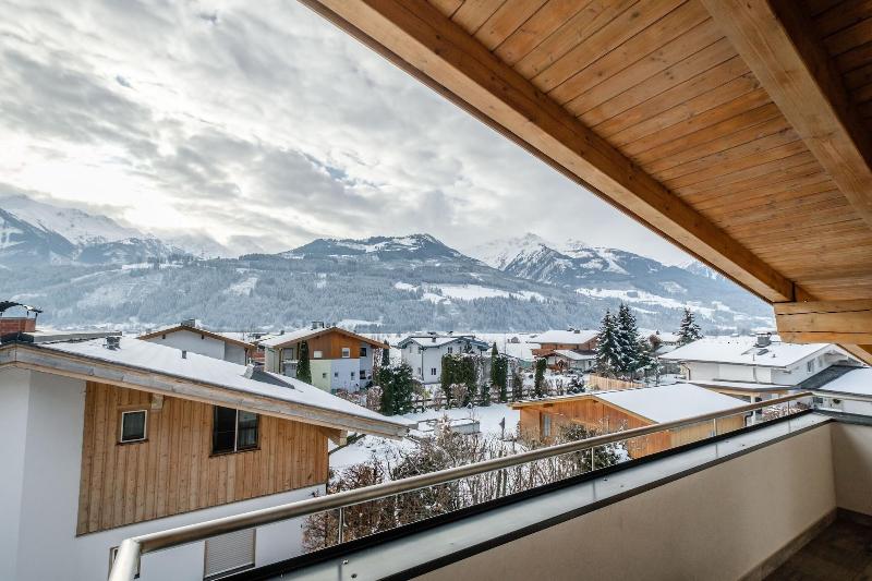Aparthotel Maiskogelblick image