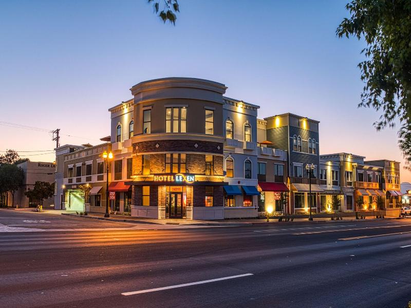 Hotel Lexen Newhall image